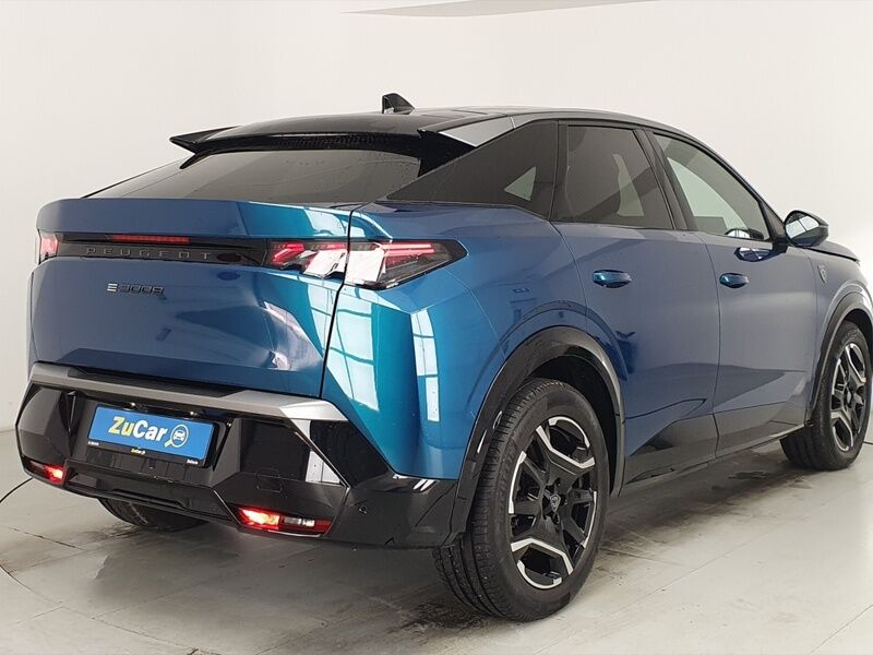 More views of Peugeot 3008