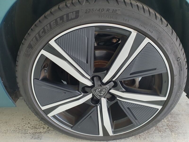 More views of Peugeot 308
