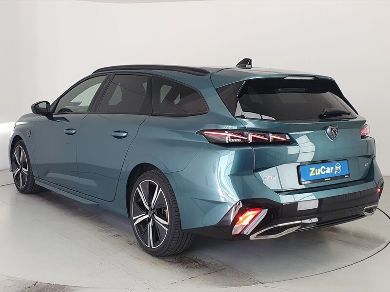 More views of Peugeot 308