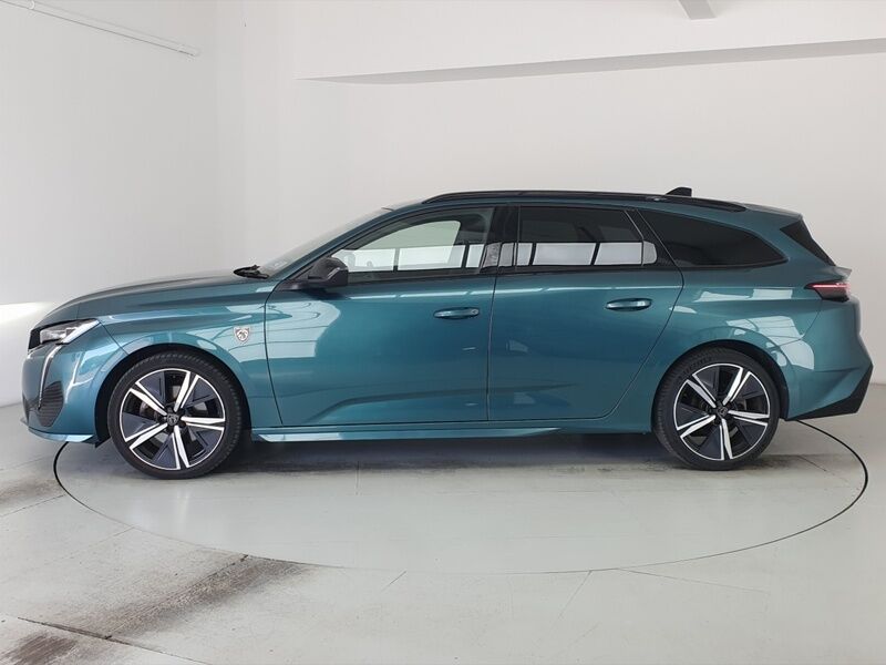 More views of Peugeot 308