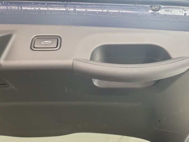 More views of Hyundai Tucson