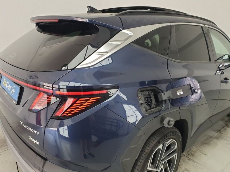 More views of Hyundai Tucson