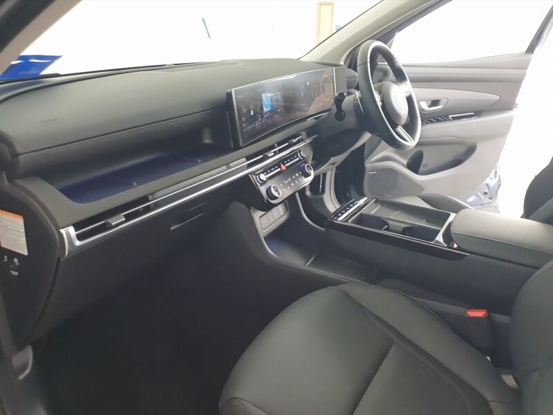 More views of Hyundai Tucson
