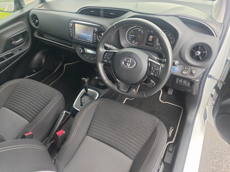 More views of Toyota Yaris