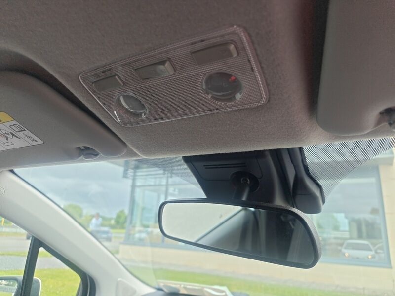 More views of Toyota Yaris