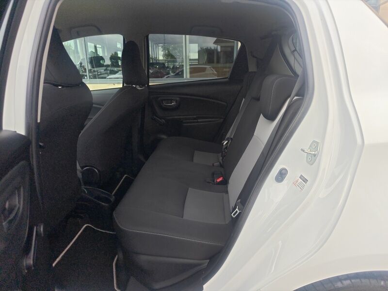 More views of Toyota Yaris