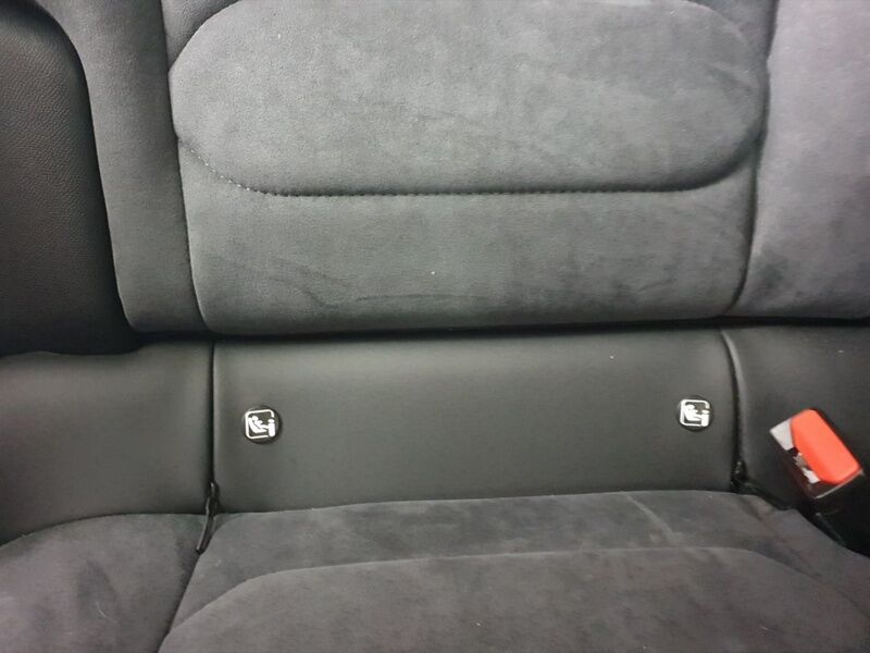 More views of Citroen e-C4 X