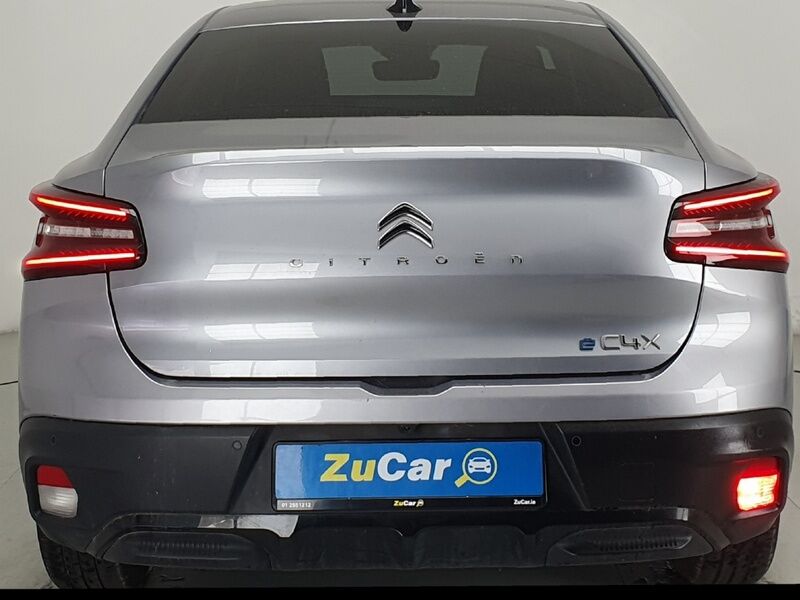 More views of Citroen e-C4 X