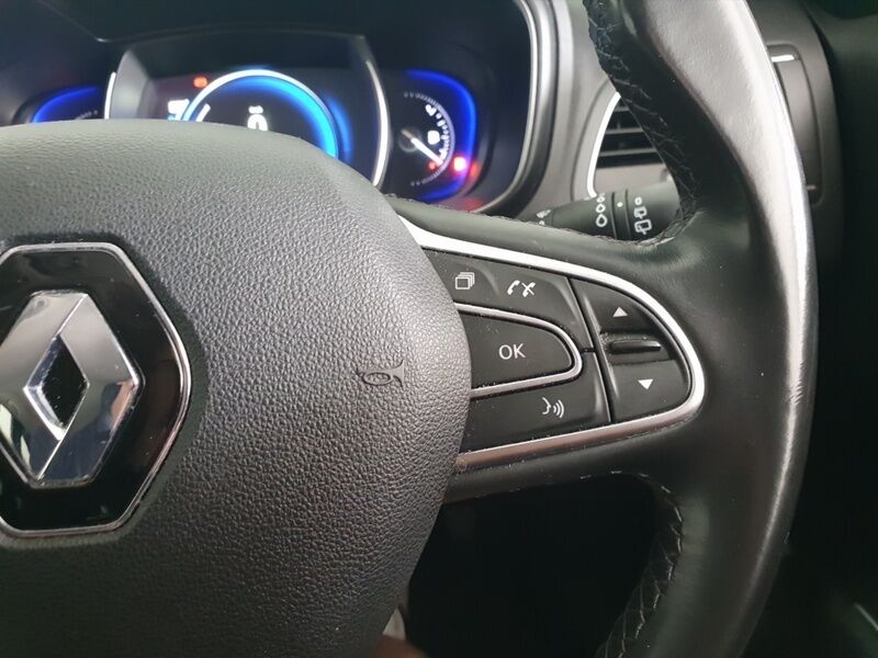 More views of Renault Koleos