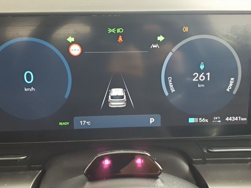More views of Hyundai KONA