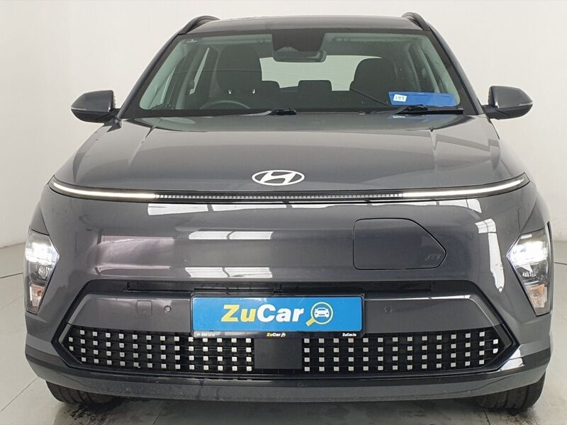 More views of Hyundai KONA