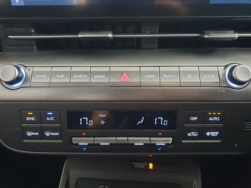 More views of Hyundai KONA