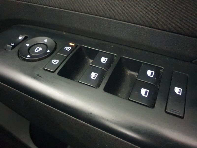 More views of Hyundai KONA