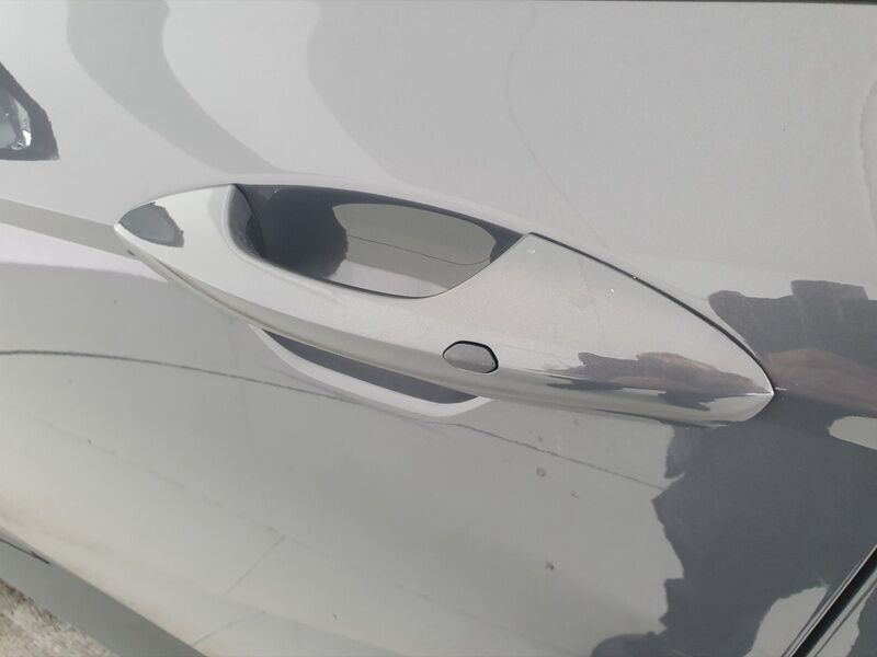 More views of Hyundai KONA
