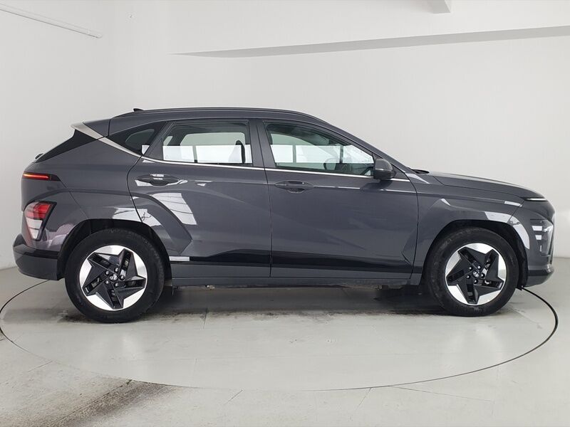 More views of Hyundai KONA