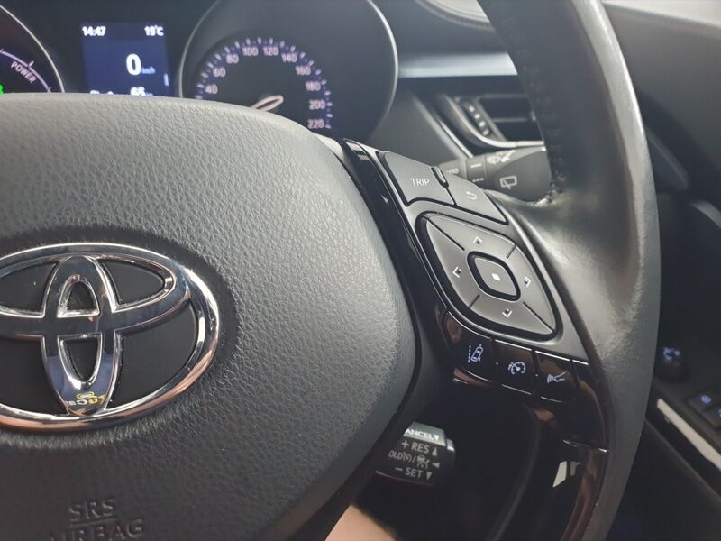 More views of Toyota C-HR
