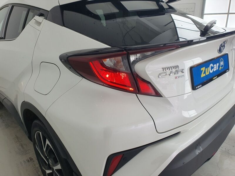 More views of Toyota C-HR