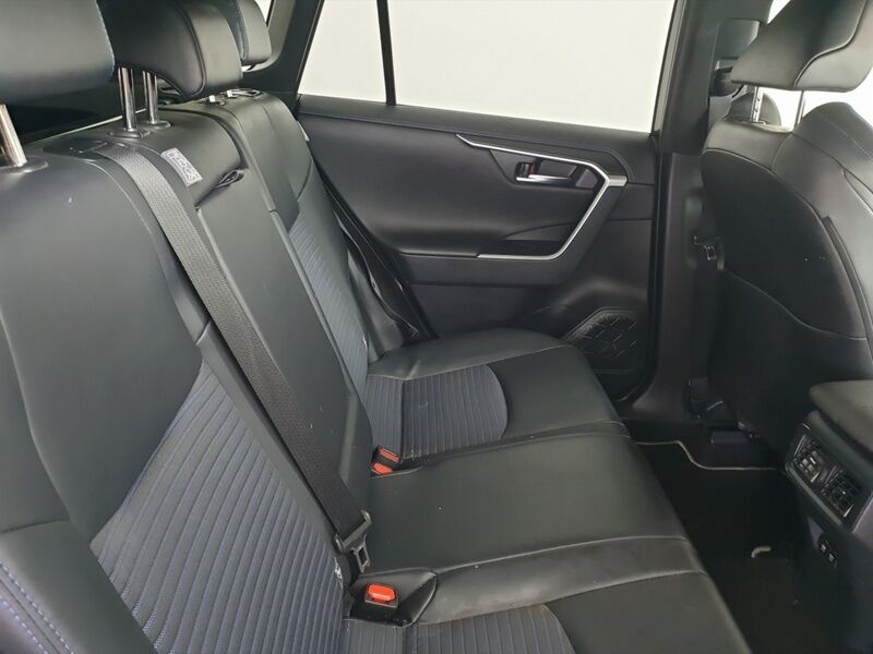 More views of Toyota RAV4