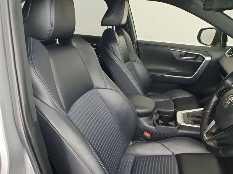 More views of Toyota RAV4