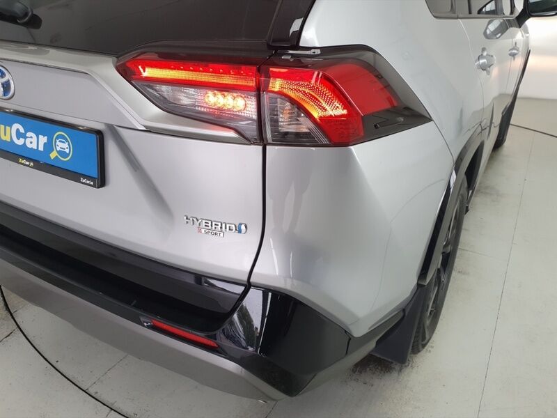More views of Toyota RAV4