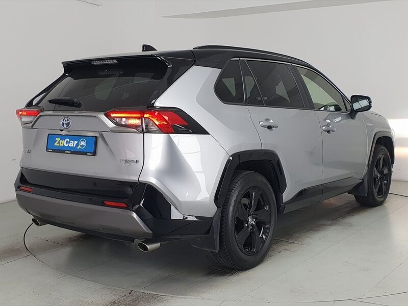 More views of Toyota RAV4