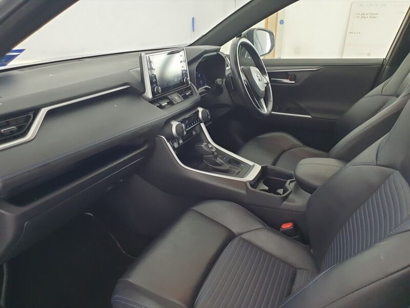 More views of Toyota RAV4