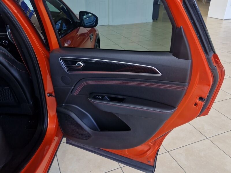 More views of Renault Arkana