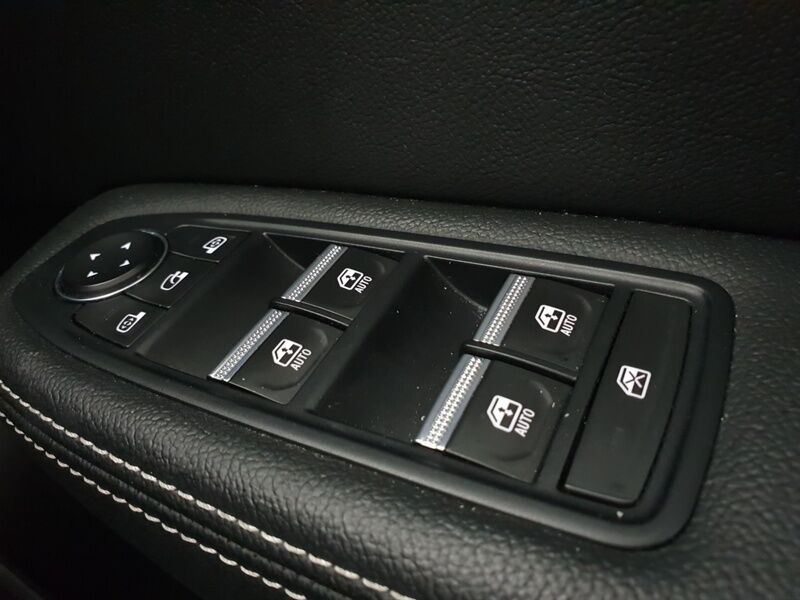 More views of Renault Arkana