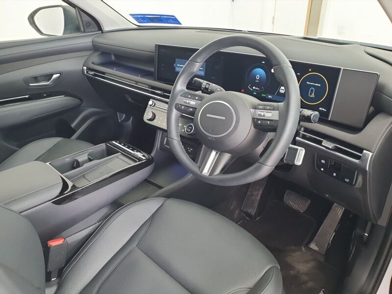 More views of Hyundai Tucson