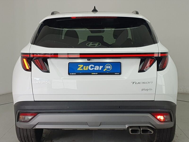 More views of Hyundai Tucson