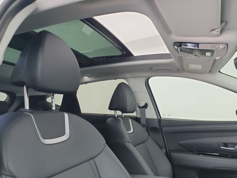 More views of Hyundai Tucson