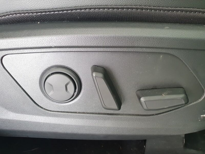 More views of Hyundai Tucson