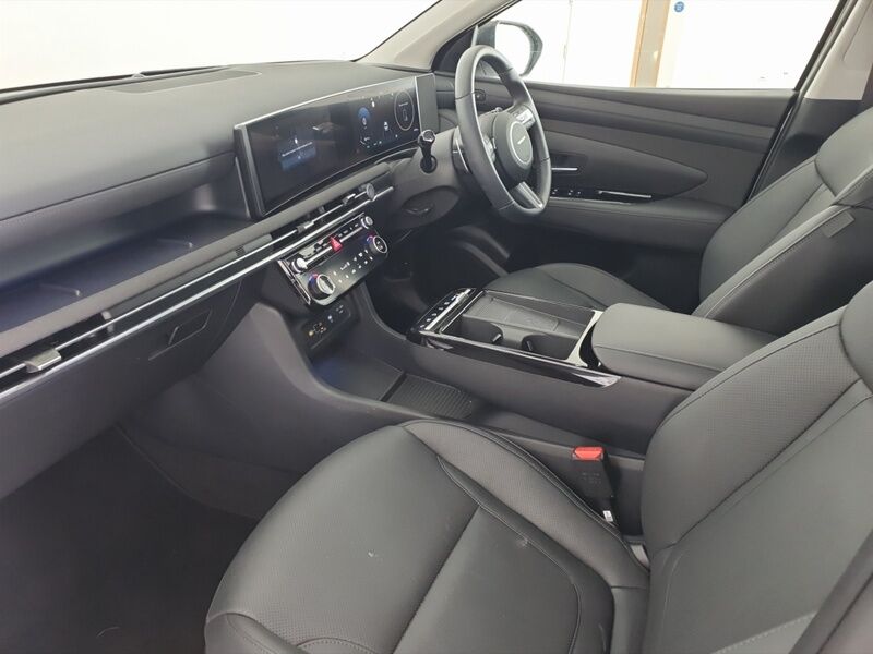 More views of Hyundai Tucson
