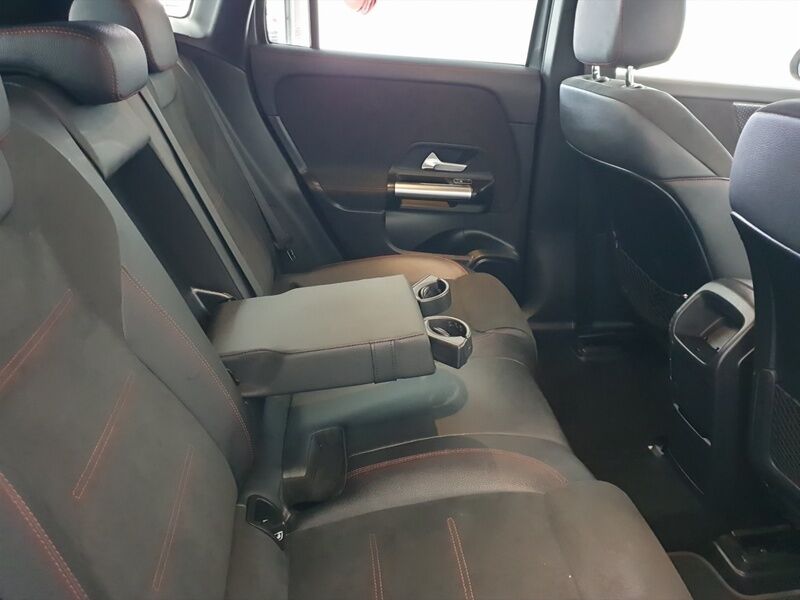 More views of Mercedes-Benz EQA