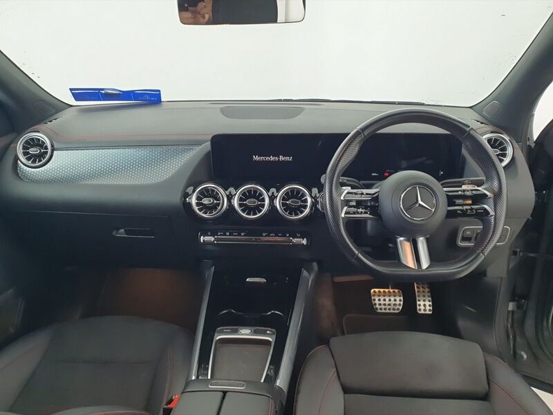 More views of Mercedes-Benz EQA