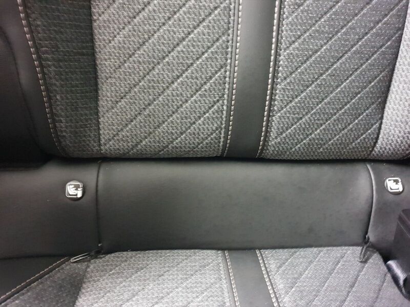 More views of Peugeot 2008