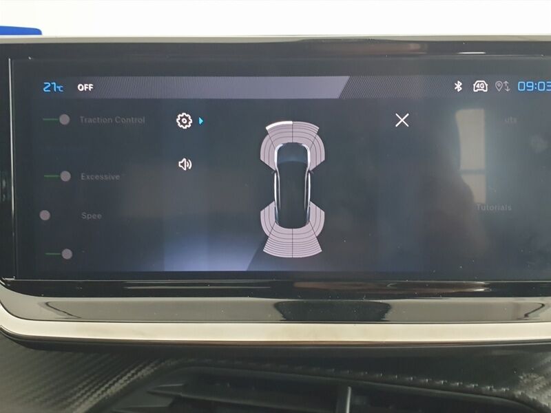 More views of Peugeot 2008