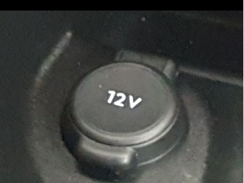 More views of Peugeot 2008