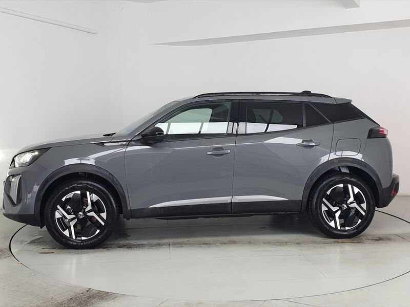 More views of Peugeot 2008