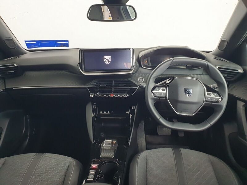 More views of Peugeot 2008