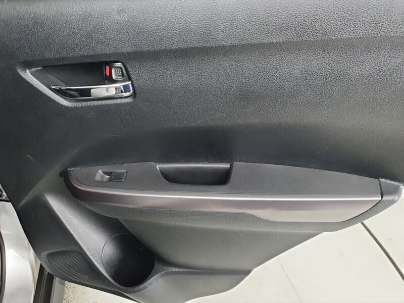 More views of Suzuki Vitara