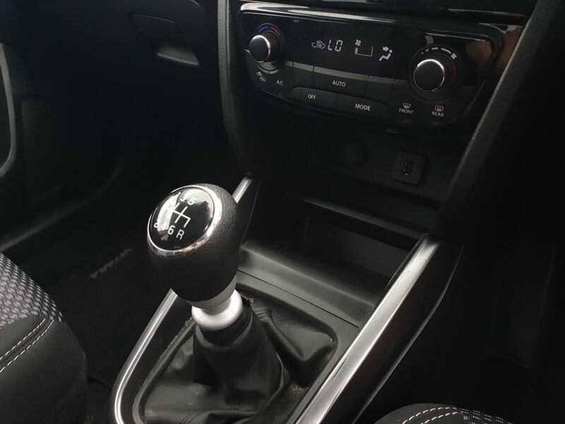 More views of Suzuki Vitara