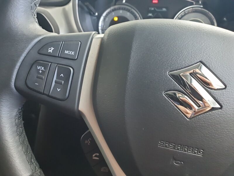 More views of Suzuki Vitara