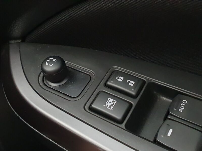 More views of Suzuki Vitara