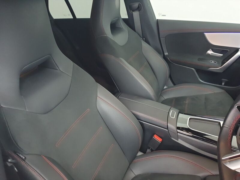 More views of Mercedes-Benz CLA