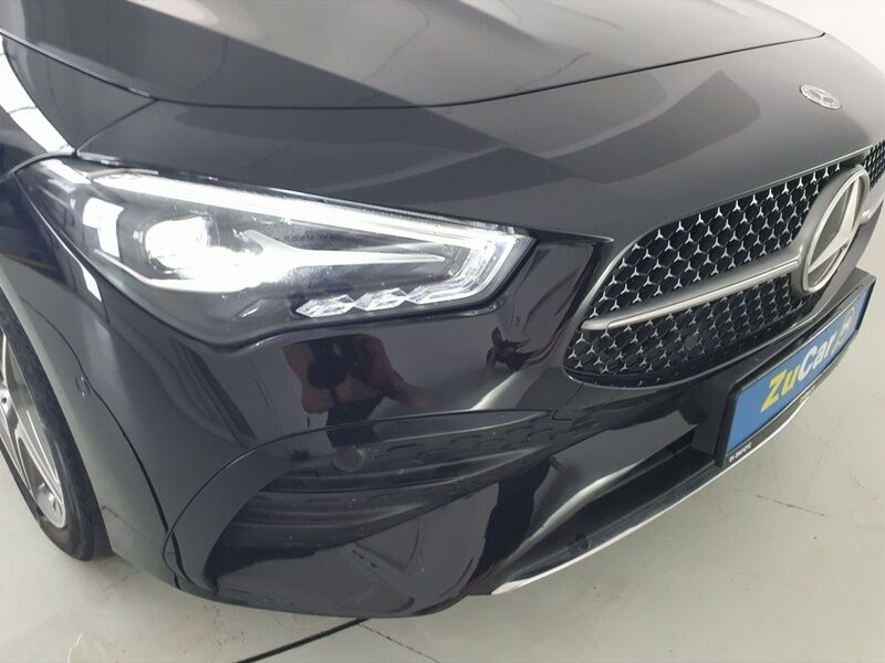 More views of Mercedes-Benz CLA