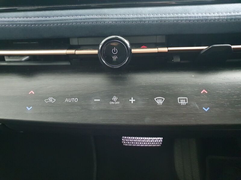 More views of Nissan Ariya