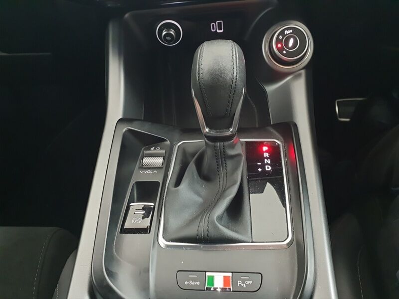 More views of Alfa Romeo Tonale