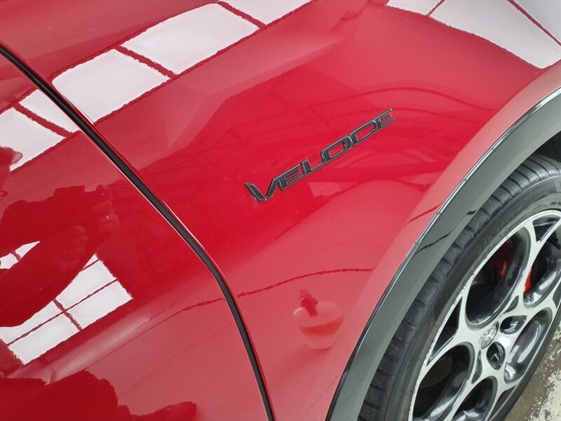 More views of Alfa Romeo Tonale