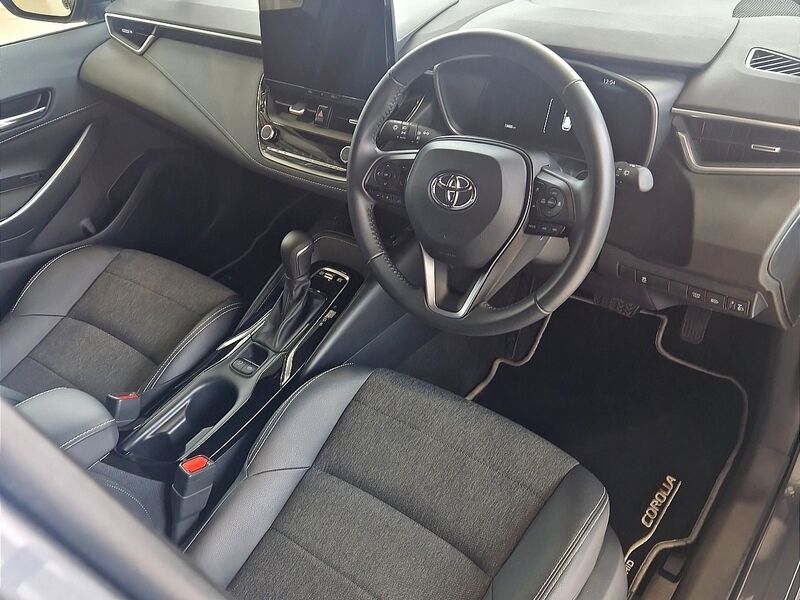 More views of Toyota Corolla